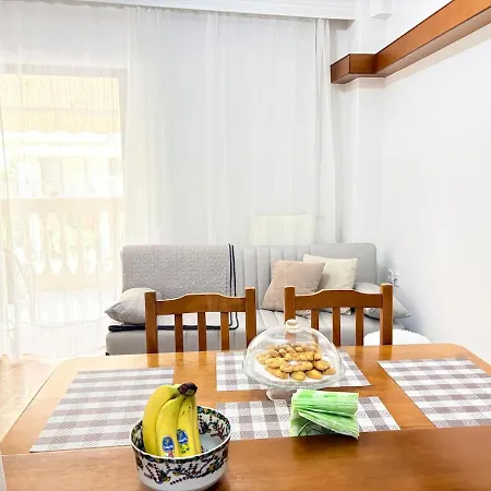 Myrsini's Residents With Private Parking Apartamento