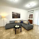 Appartement Myrsini's Residents With Private Parking