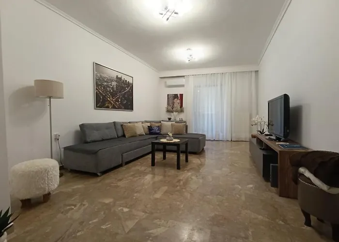 Myrsini's Residents With Private Parking Appartement