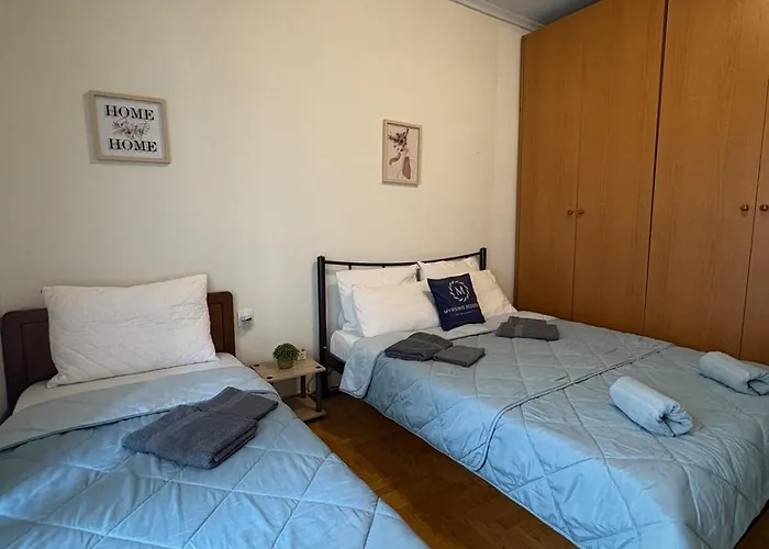 Myrsini's Residents With Private Parking